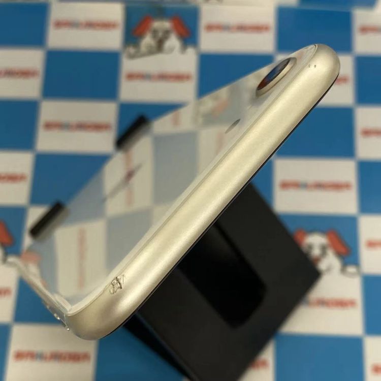 iPhoneSE ��3���� 128GB �������饤�� MMYG3J/A SoftBank��SIM�ե�