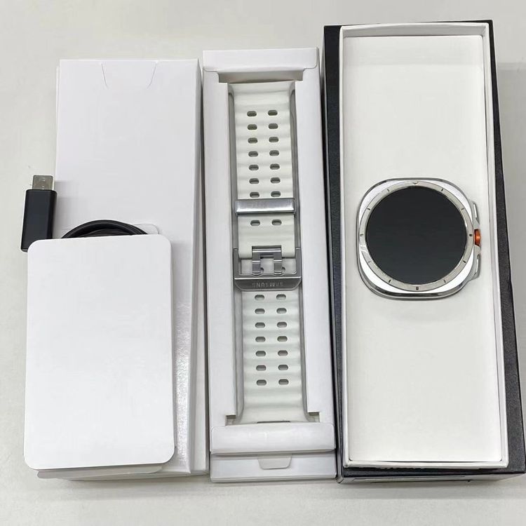 Galaxy Watch Ultra LTE��ǥ� 32GB �����˥���ۥ磻�� SM-L705F