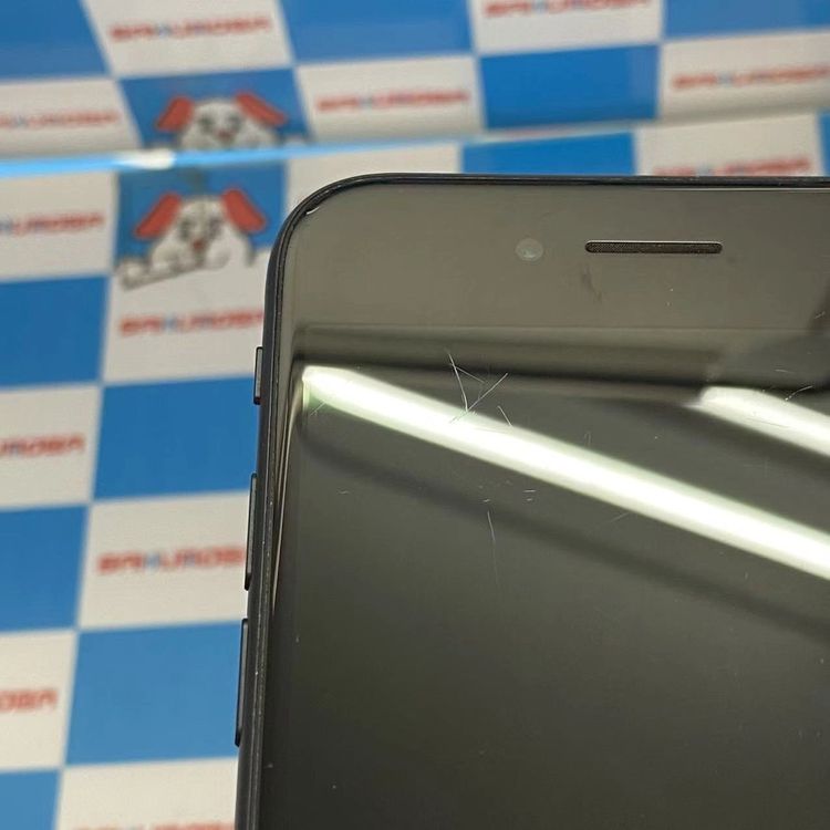 iPhoneSE ��2���� 256GB �֥�å� MHGW3J/A docomo��SIM�ե꡼