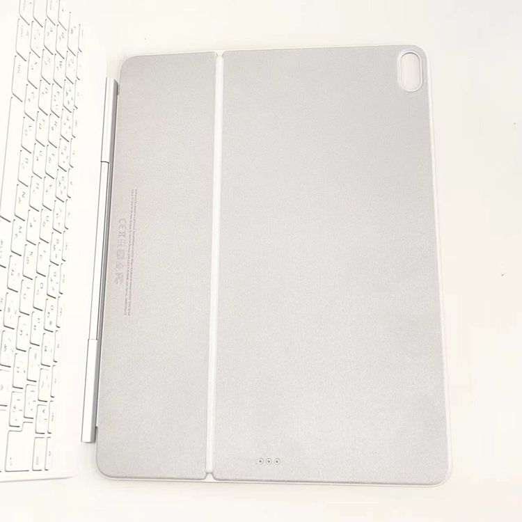 13�����iPad Air(M3)�� Magic Keyboard ���ܸ� �ۥ磻�� MDFW4J/