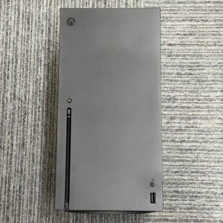 ¨��ȯ����Xbox Series X 1TB �֥�å� RRT-00015 ����