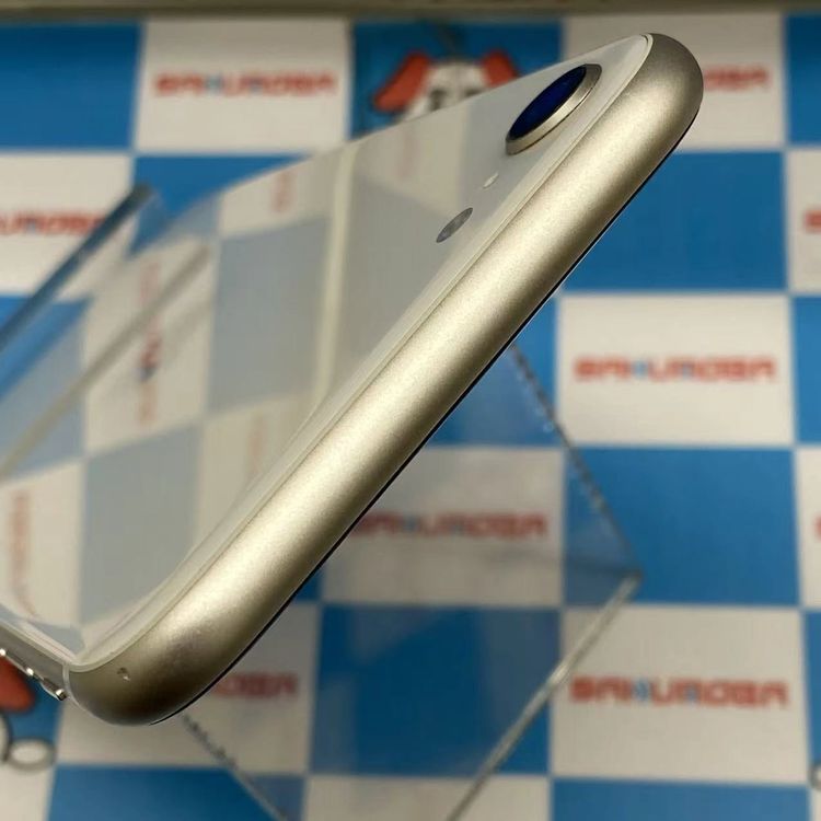 iPhoneSE ��3���� 64GB �������饤�� MMYD3J/A SoftBank��SIM�ե꡼