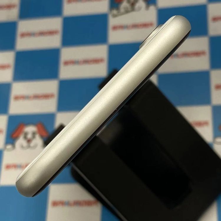 iPhoneSE ��2���� 64GB �ۥ磻�� MHGQ3J/A AU��SIM�ե꡼ �������