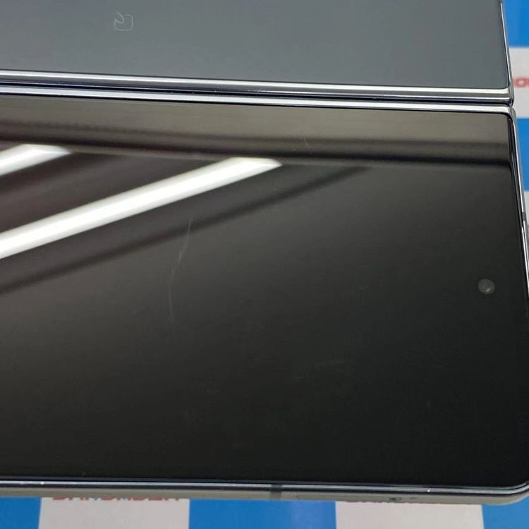 Galaxy Z Fold4 5G 256GB ���쥤���꡼�� SCG16 SIM���å������ au