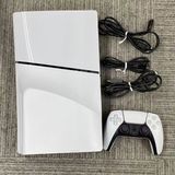 ¨��ȯ����Playstation5 CFI-2000A01 1TB �ۥ磻��
