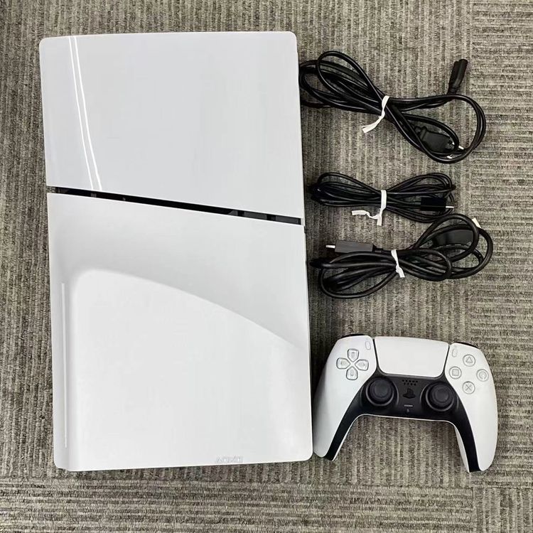 ¨��ȯ����Playstation5 CFI-2000A01 1TB �ۥ磻��