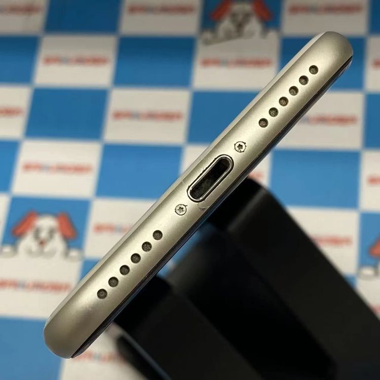 ¨��ȯ����iPhoneSE ��3���� 64GB �������饤�� MMYD3J/A AU��SIM�ե꡼