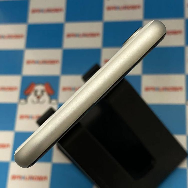 iPhoneSE 2 64GB ۥ磻 MHGQ3J/A docomoSIMե꡼