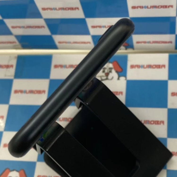 ¨��ȯ����iPhoneSE ��3���� 64GB �ߥåɥʥ��� MMYC3J/A AU��SIM�ե꡼