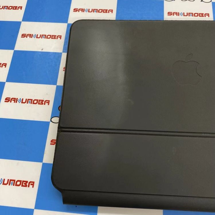 11�����iPad Pro(��2����)�� Magic Keyboard ** �֥�å� A2261