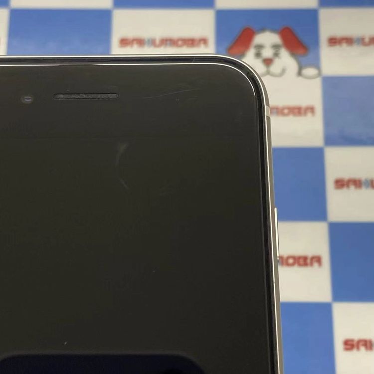 iPhoneSE ��3���� 128GB �������饤�� MMYG3J/A docomo��SIM�ե꡼