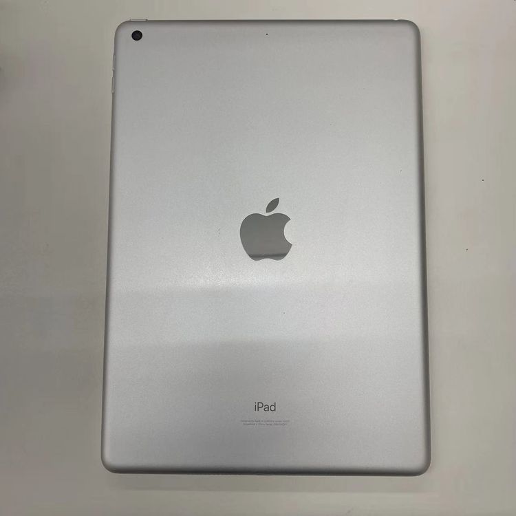 ¨��ȯ����iPad ��9���� Wi-Fi��ǥ� 64GB ����С� MK2L3J/A �������