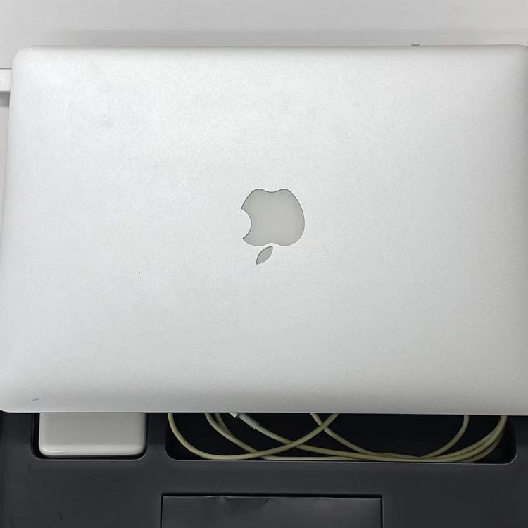 Macbook air 13����� Early2016 Corei5 8GB/128GB ����С�