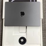 MacBook Pro 14インチ Late2024 Apple M4 Pro(12コア) 16コ
