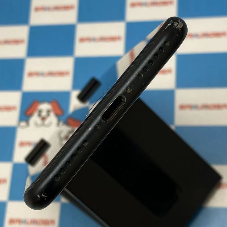 ¨��ȯ����iPhoneSE ��3���� 64GB �ߥåɥʥ��� MMYC3J/A SIM�ե꡼