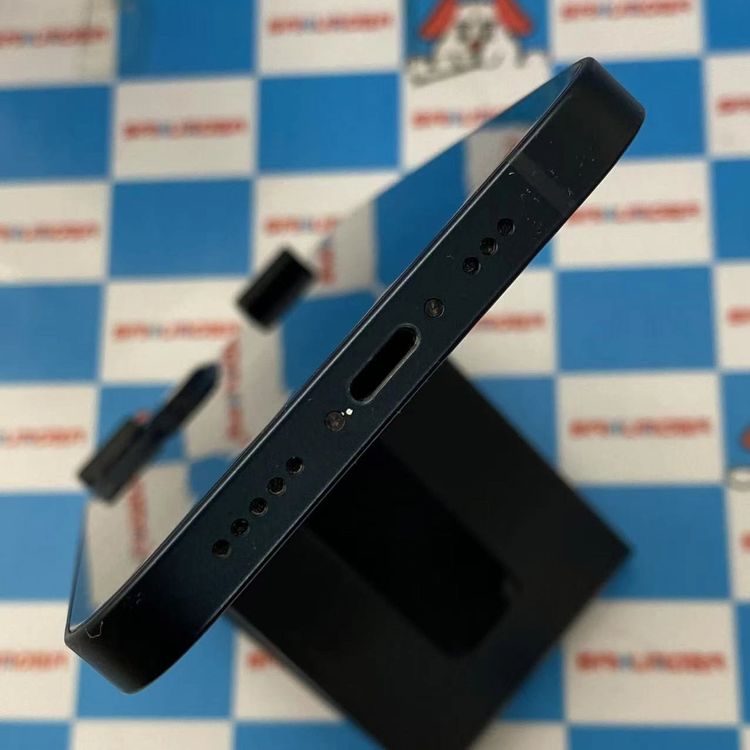 即日発送可iPhone13 256GB ミッドナイト MLNH3J/A docomo版SIMフリー