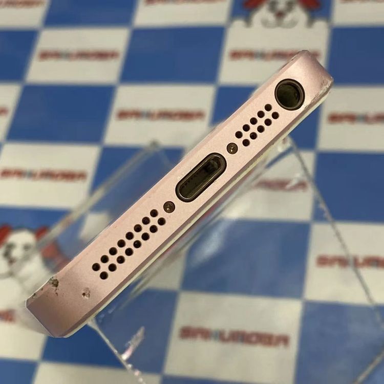 iPhoneSE 64GB ������������� MLXQ2J/A SIM���å������ docomo�����