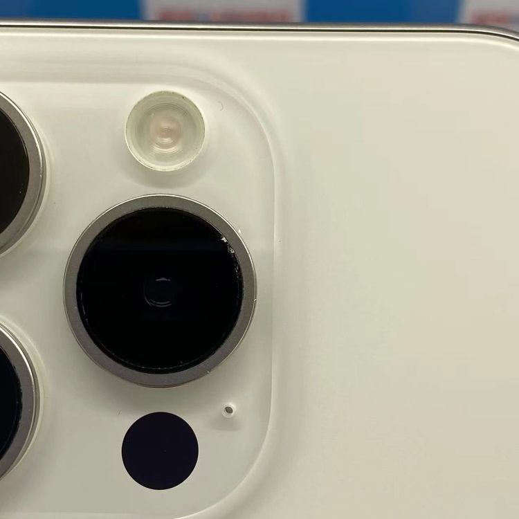 iPhone15 Pro 256GB �ۥ磻�ȥ����˥��� MTUD3J/A SIM�ե꡼����