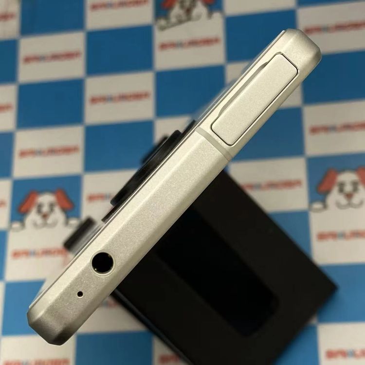 AQUOS R8 8GB/256GB ���꡼�� SH-52D docomo��SIM�ե꡼ �������