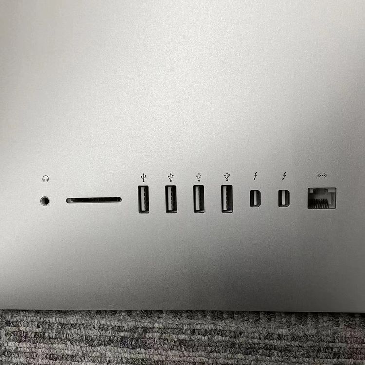 iMac 27����� Retina 5K �ǥ����ץ쥤 Late 2014 4GHz Core i7