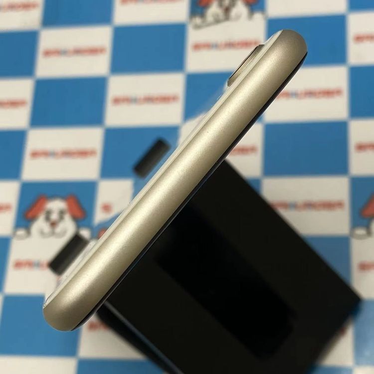 iPhoneSE ��3���� 128GB �������饤�� MMYG3J/A SoftBank��SIM�ե�