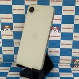 ¨��ȯ����iPhone 16e 128GB �ۥ磻�� MD1R4J/A AU��SIM�ե꡼����Ʊ��