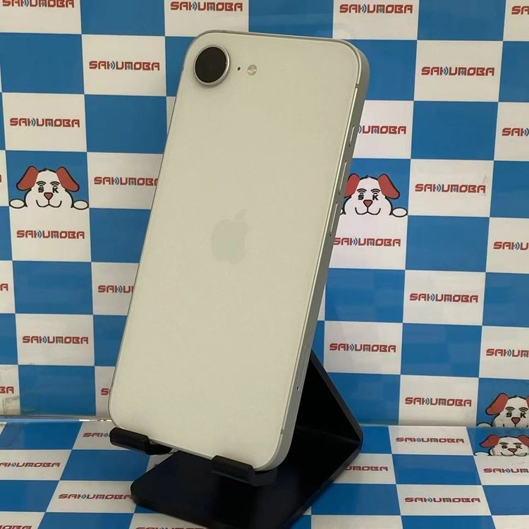 ¨��ȯ����iPhone 16e 128GB �ۥ磻�� MD1R4J/A AU��SIM�ե꡼����Ʊ��