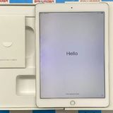 iPad Air 2 SoftBank 32GB MNVQ2J/A A1567 