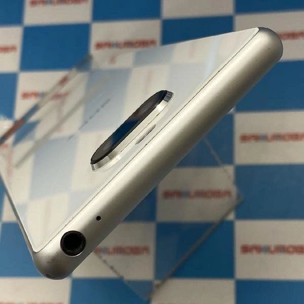 ¨ȯXperia 8 SOV42 au 64GB