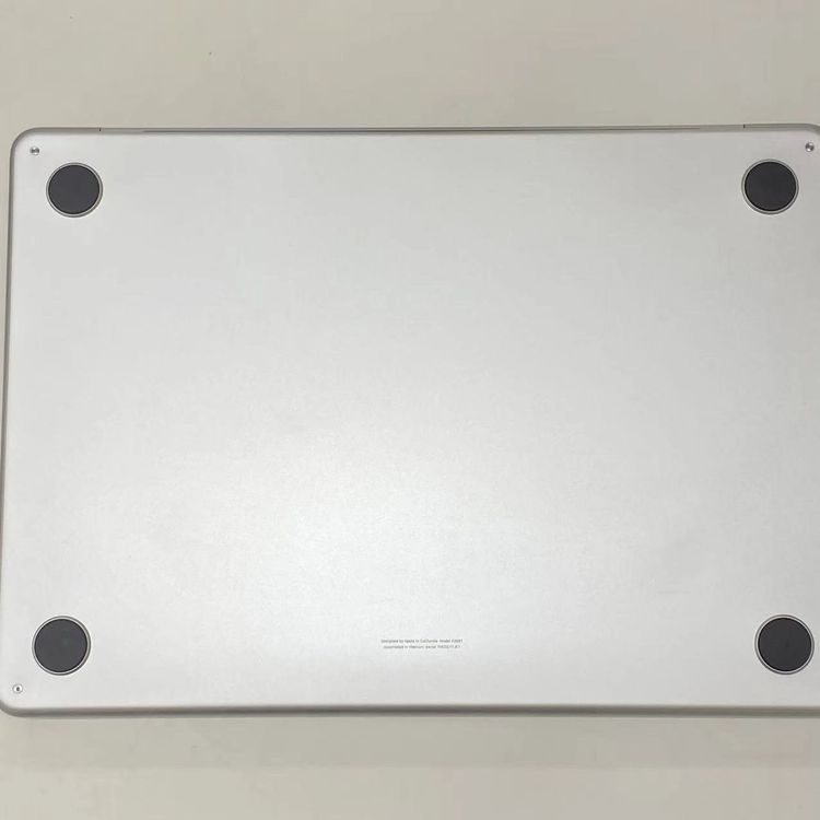 MacBook Air 13����� Mid2022 Apple M2 8GB 512GB ����С�