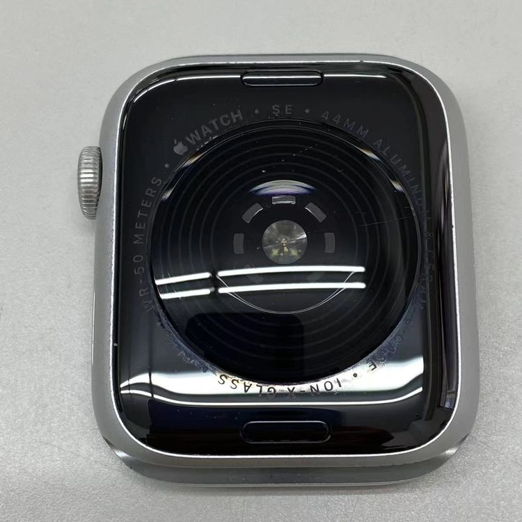 Apple Watch SE ��1���� 44mm GPS��ǥ� 32GB ����С� MKQ43J/A