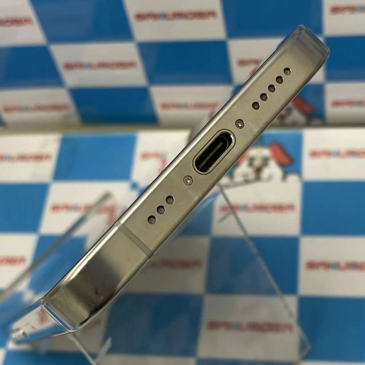 iPhone16 Pro 256GB �ۥ磻�ȥ����˥��� MYN13J/A docomo��SIM�ե�