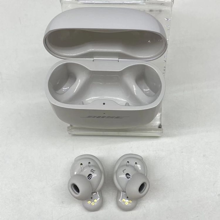 ¨��ȯ����Bose QuietComfort Earbuds II �ۥ磻�ȥ��⡼�� 441408