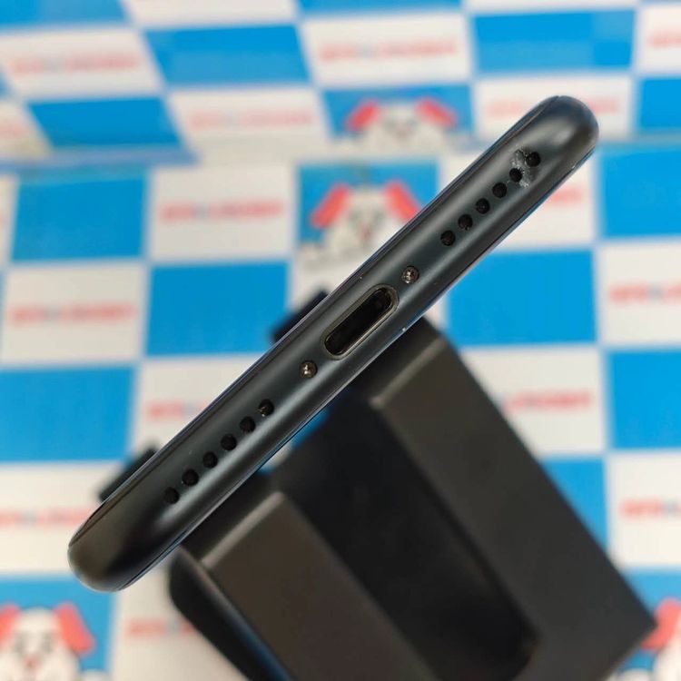 iPhoneSE ��3���� 64GB �ߥåɥʥ��� MMYC3J/A docomo��SIM�ե꡼ ��