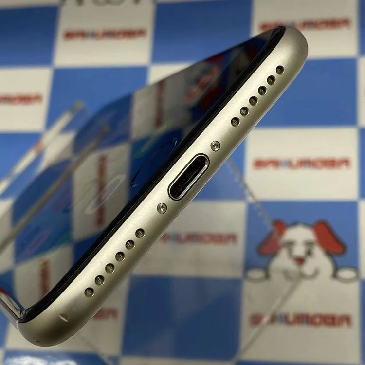 ¨��ȯ����iPhoneSE ��3���� 128GB �������饤�� MMYG3J/A AU��SIM�ե꡼