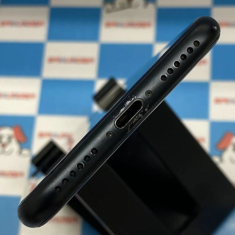 iPhoneSE ��3���� 128GB �ߥåɥʥ��� MMYF3J/A docomo��SIM�ե꡼