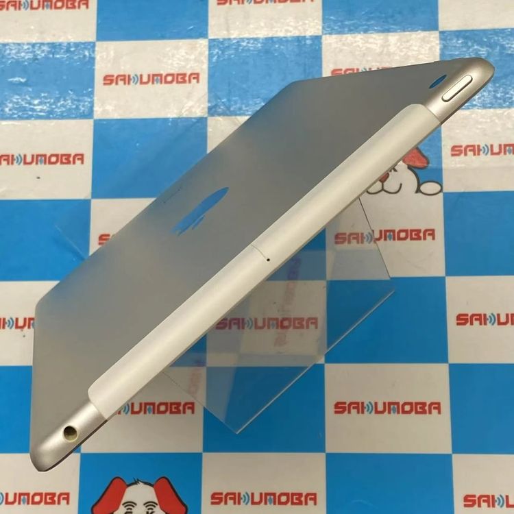 iPad 5 Wi-Fi+Cellularǥ 32GB MP1L2J/A docomoS