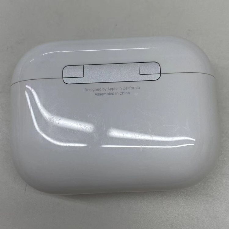 ¨��ȯ����AirPods Pro ��3���� �ۥ磻�� MFHP4J/A
