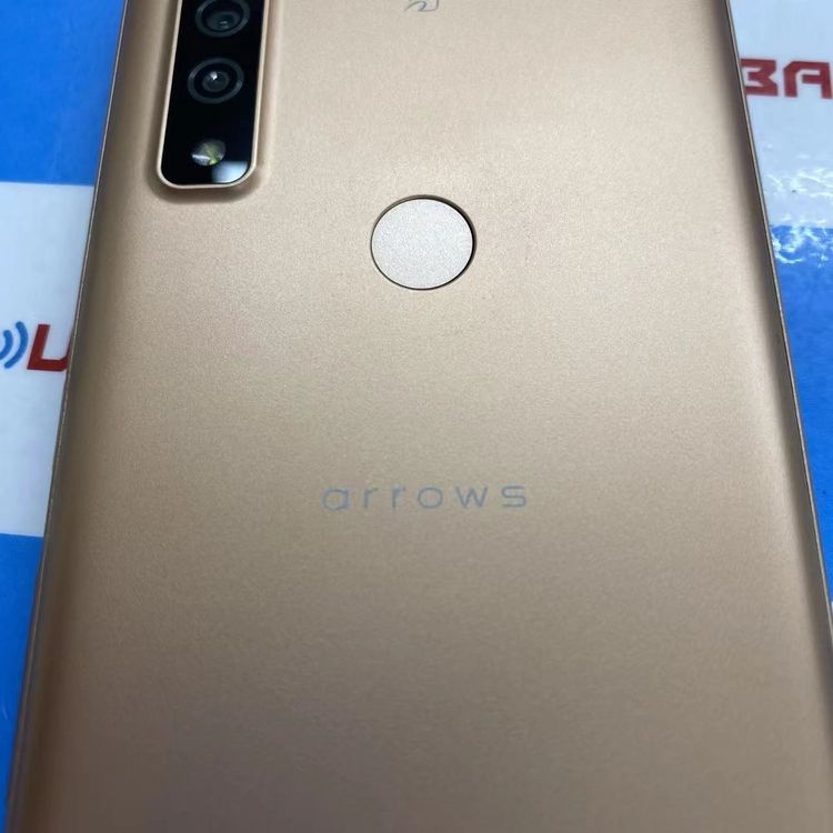 ¨��ȯ����arrows We 64GB ������������� FCG01 AU��SIM�ե꡼