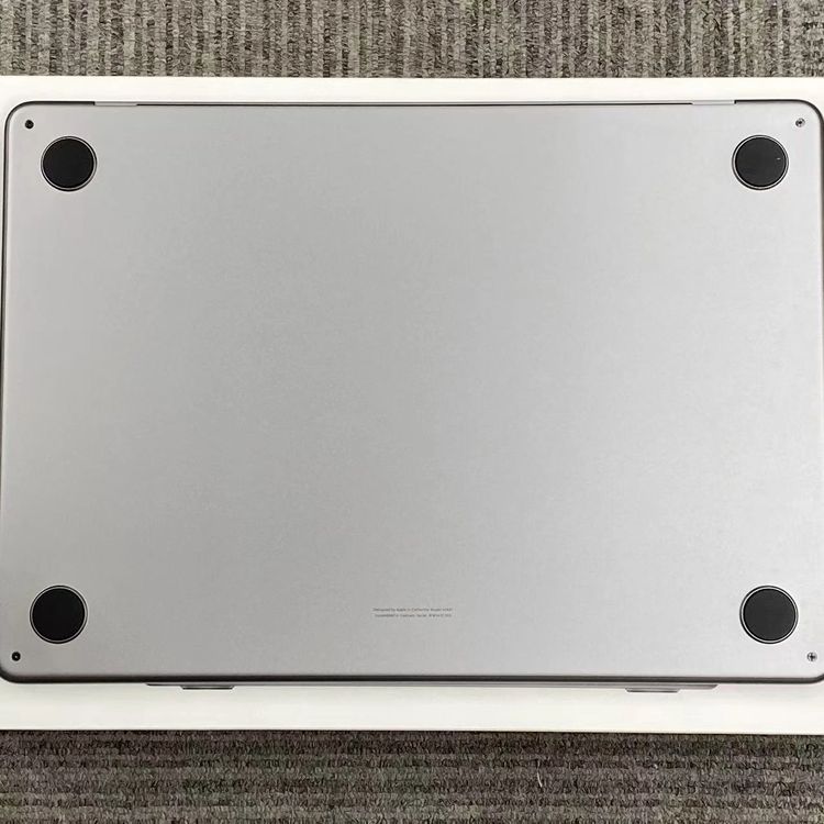 MacBook Air 13����� Mid2022 Apple M2 8GB/512GB ���ڡ�����