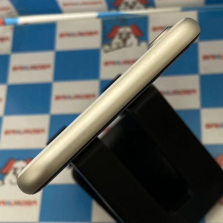 iPhoneSE ��3���� 64GB �������饤�� MMYD3J/A AU��SIM�ե꡼ ����