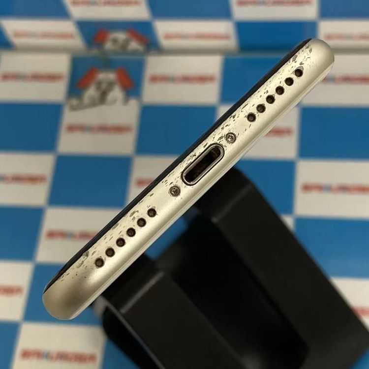 iPhoneSE ��3���� 64GB �������饤�� MMYD3J/A SoftBank��SIM�ե꡼