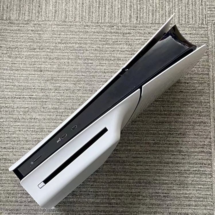 ¨��ȯ����Playstation5 CFI-2000A01 1TB �ۥ磻��