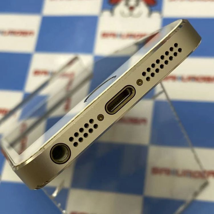iPhone5s 16GB ������� ME334J/A docomo �������ʥХåƥ꡼�����ӥ�