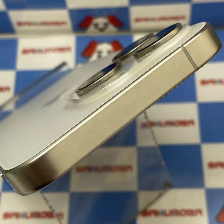 iPhone15 Pro 256GB �ۥ磻�ȥ����˥��� MTUD3J/A docomo��SIM�ե�