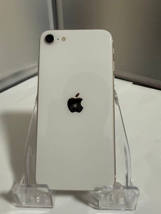 �ں�������100�ѡ�����ȡ�iPhone SE3 64GB SIM�ե꡼