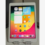 iPad 第6世代 32GB シルバー 動作品 外装キズあり