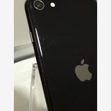 ���ڼ����ʡ��Хåƥ꡼��������96%��iPhone SE3 64GB SIM�ե꡼