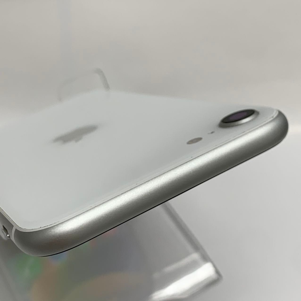 ムスビー｜Apple iPhone SE(第2世代) 128GB docomo版SIMフリー 
