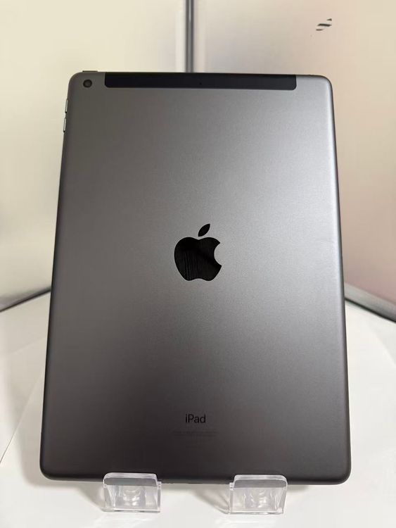 �������ʡ�����89%��iPad ��9���� 64GB ����顼 SBM ���ڡ������쥤